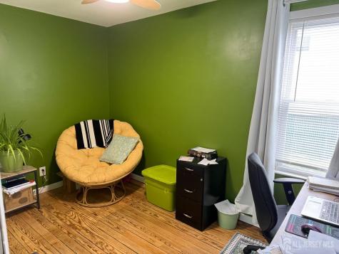 31 Edwin Street Carteret NJ 07008