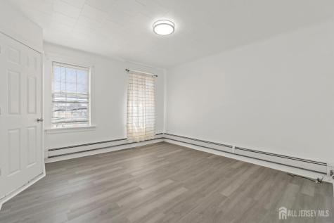 23 Leick Avenue Carteret NJ 07008
