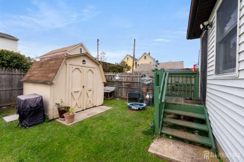 23 Leick Avenue Carteret NJ 07008