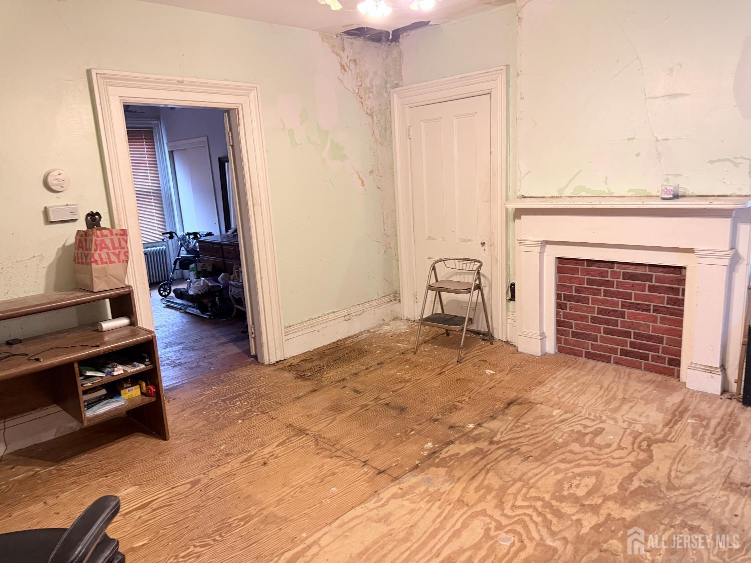 41 Atlantic Street Keyport NJ 07735