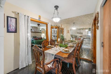 34 Henry Street Port Reading NJ 07064