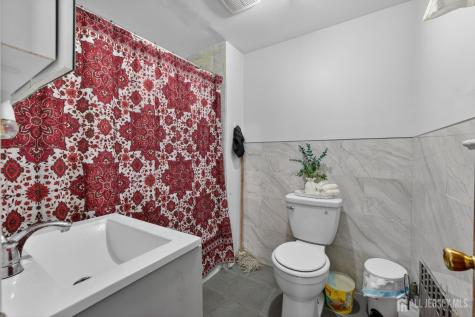 361 Prospect Street Perth Amboy NJ 08861