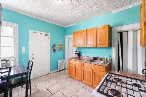 183 Walnut Street Paterson NJ 07522