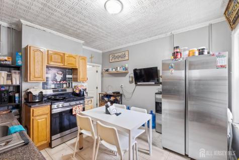 183 Walnut Street Paterson NJ 07522