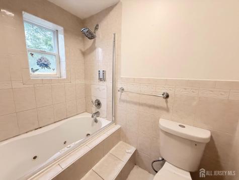44 East Tappen Street Port Reading NJ 07064