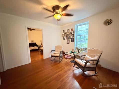 44 East Tappen Street Port Reading NJ 07064