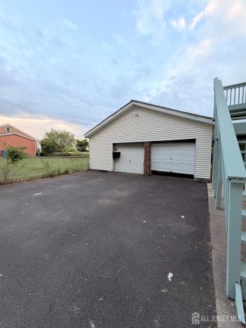 44 East Tappen Street Port Reading NJ 07064