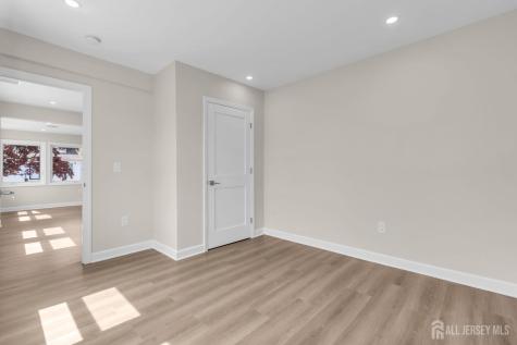 21 Market Street Edison NJ 08817
