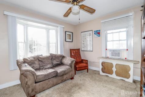 484 Old Post Road Edison NJ 08817