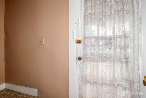 484 Old Post Road Edison NJ 08817