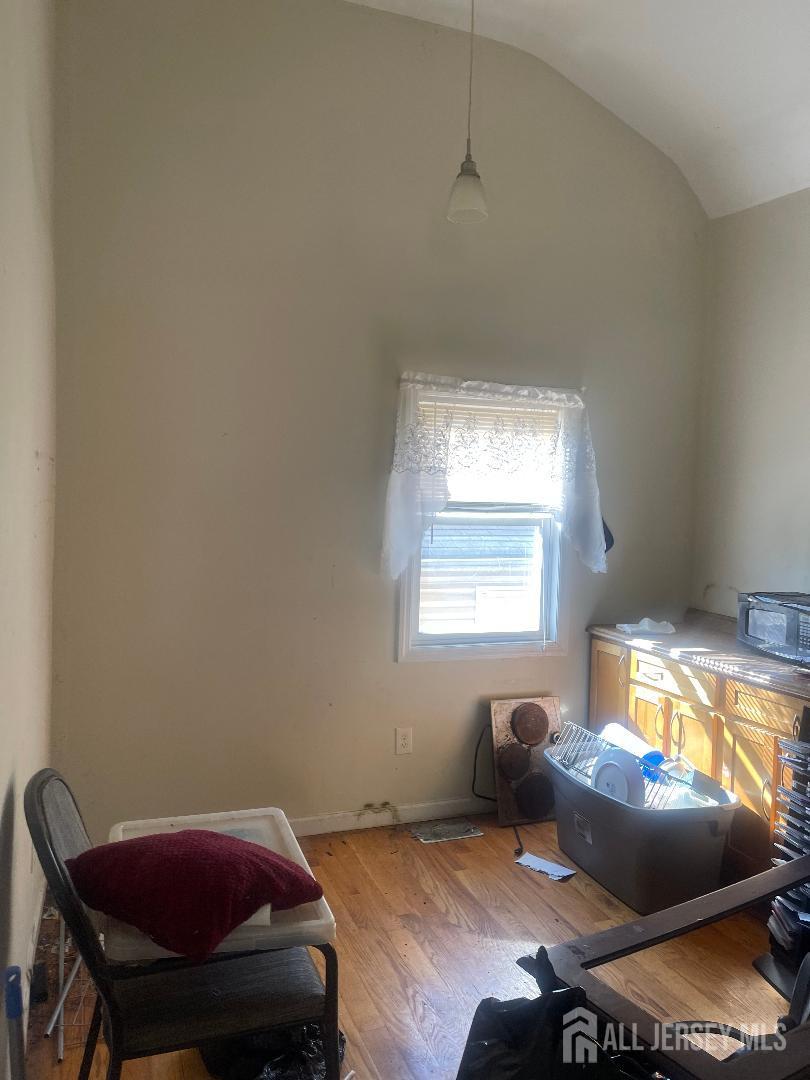 123 Seymour Avenue Newark NJ 07108