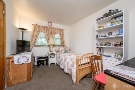 405 Kennedy Drive Linden NJ 07036