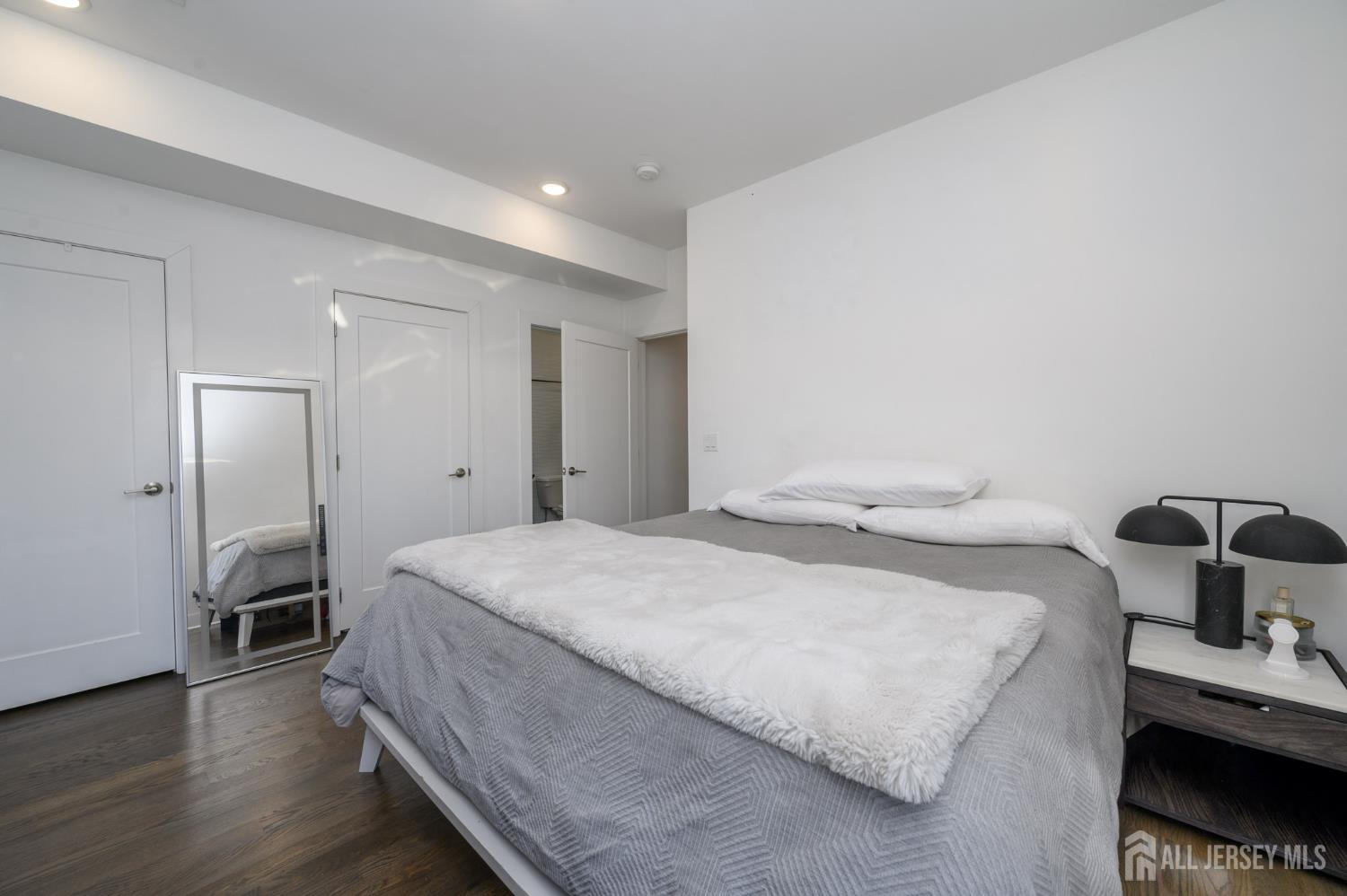 197 Garfield Avenue Jersey City NJ 07305