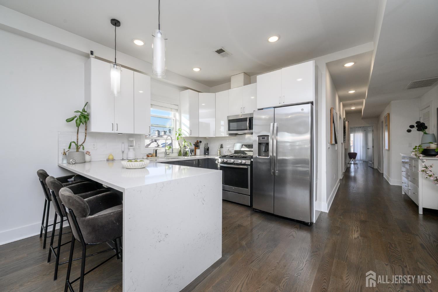 197 Garfield Avenue Jersey City NJ 07305