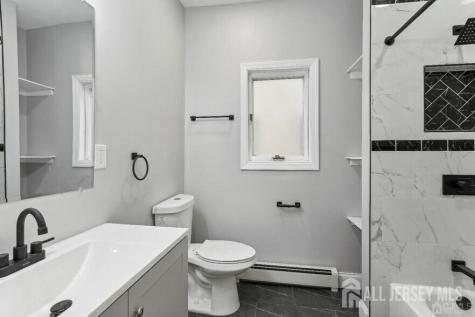 29 S 2nd Avenue S Highland Park NJ 08904