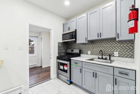 29 S 2nd Avenue S Highland Park NJ 08904
