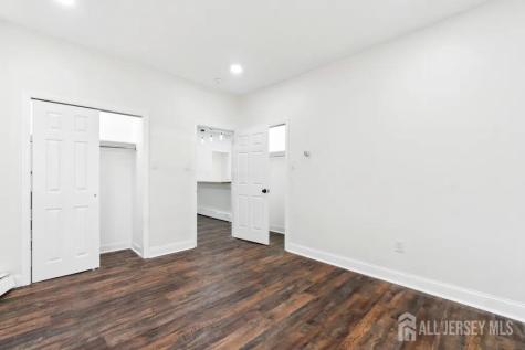 29 S 2nd Avenue S Highland Park NJ 08904