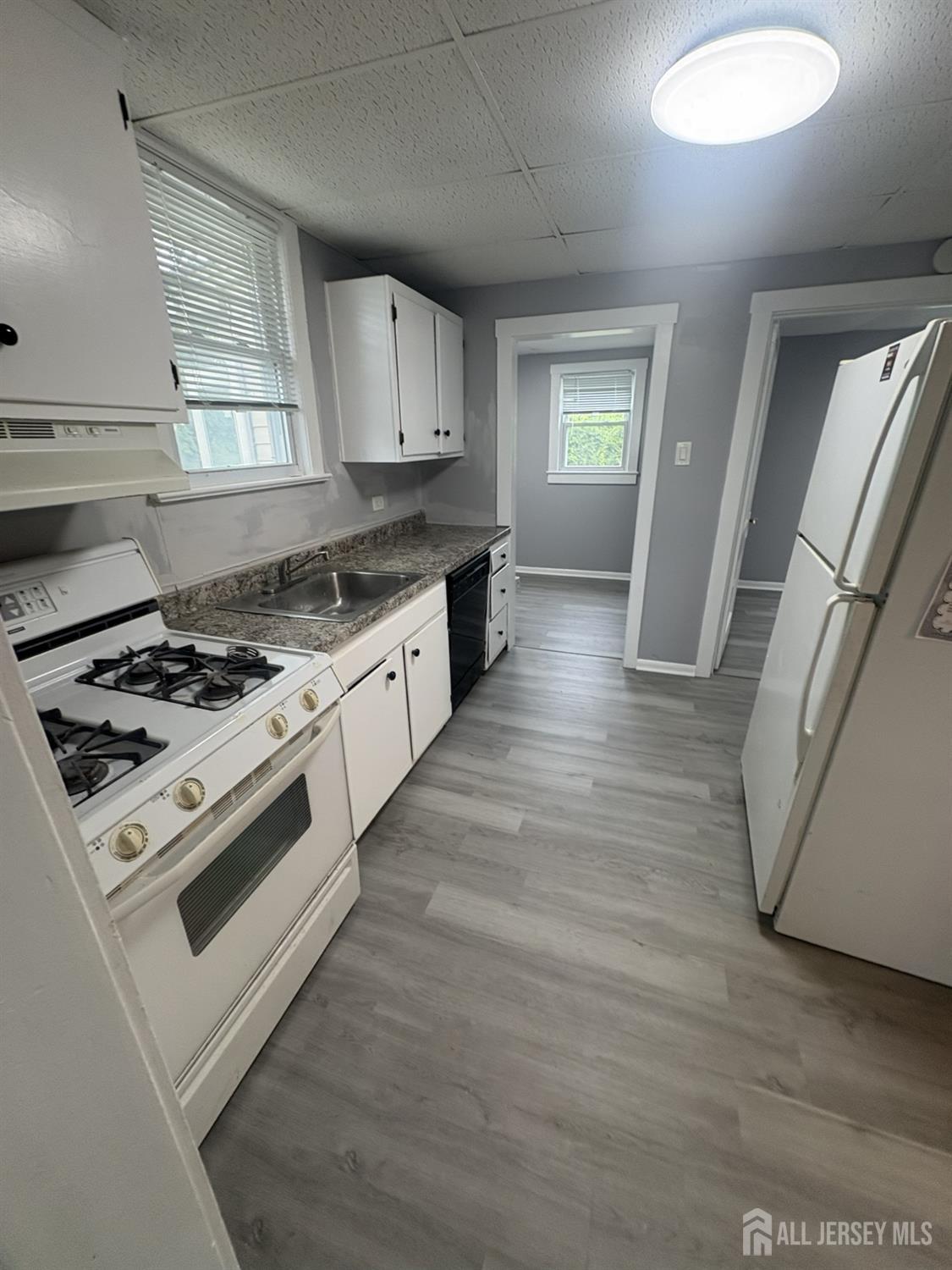 16 Lanning Street Ewing NJ 08618