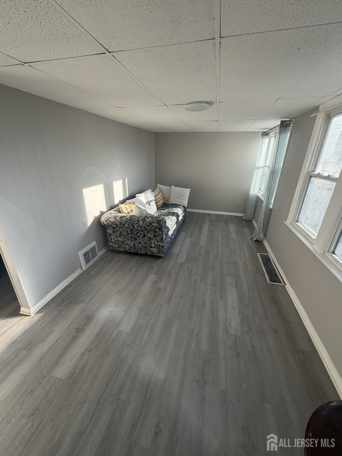 16 Lanning Street Ewing NJ 08618