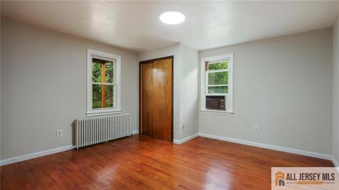 20 Crosby Avenue Edison NJ 08817