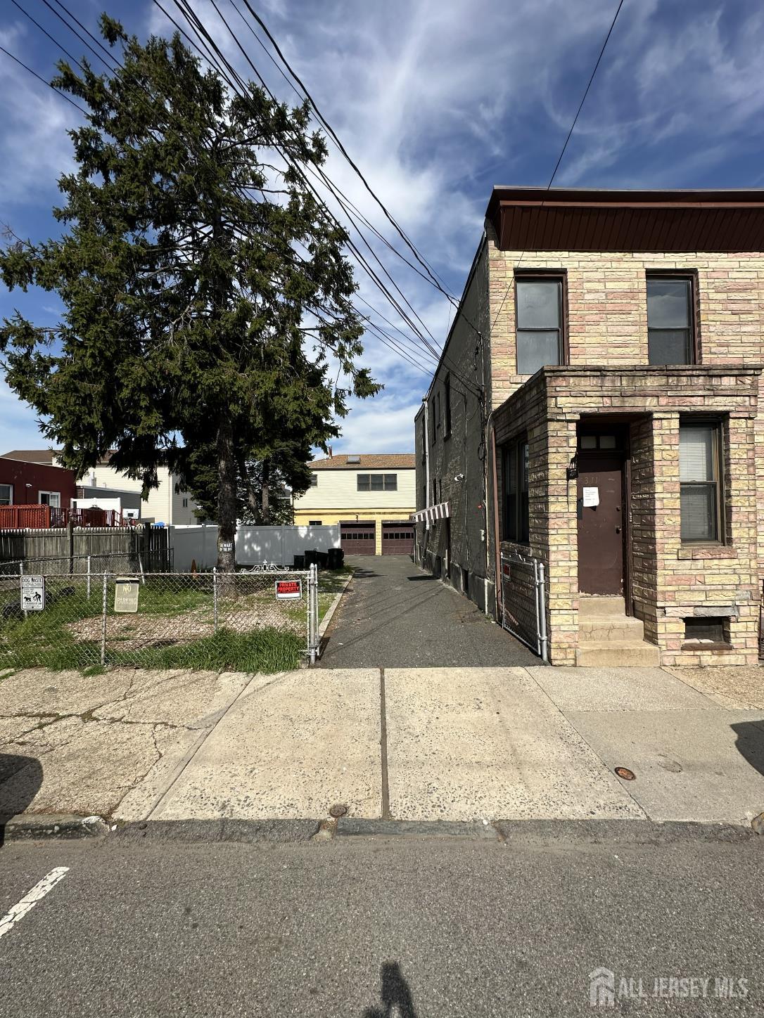 4311 Newkirk Avenue North Bergen NJ 07047