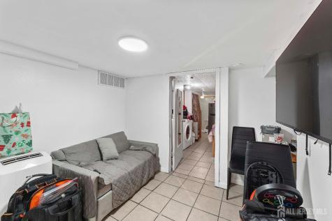 45 Leick Avenue Carteret NJ 07008