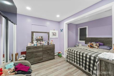 45 Leick Avenue Carteret NJ 07008