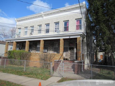 82 Pulaski Avenue Carteret NJ 07008