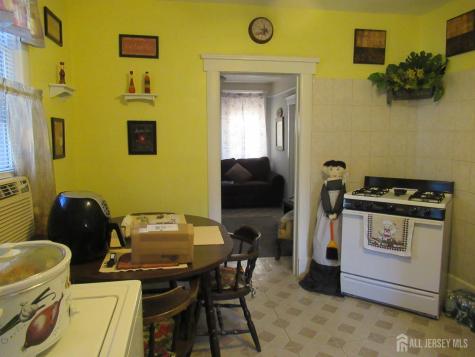 82 Pulaski Avenue Carteret NJ 07008