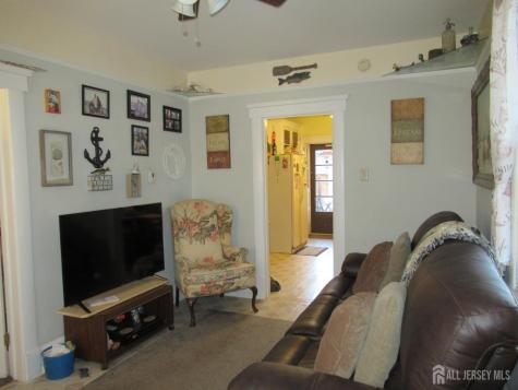 82 Pulaski Avenue Carteret NJ 07008