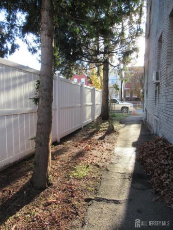 82 Pulaski Avenue Carteret NJ 07008