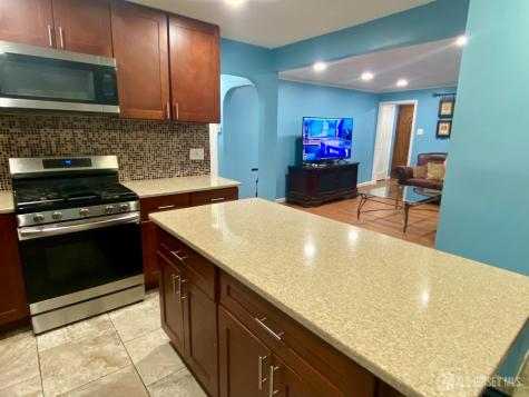 41 Elmwood Avenue Carteret NJ 07008