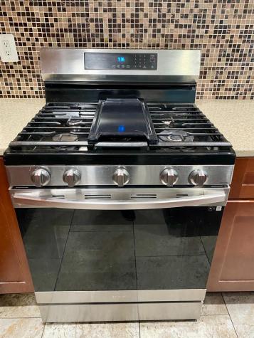 41 Elmwood Avenue Carteret NJ 07008