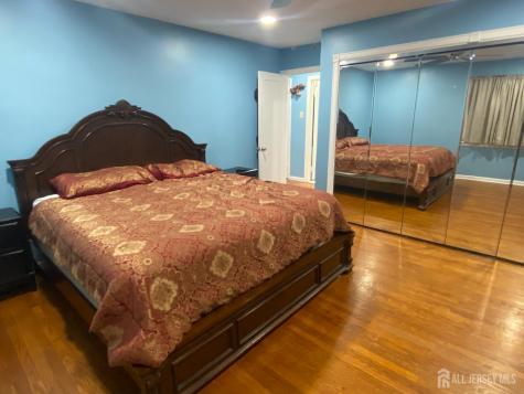 41 Elmwood Avenue Carteret NJ 07008
