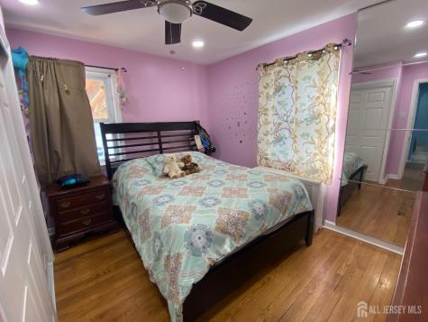 41 Elmwood Avenue Carteret NJ 07008