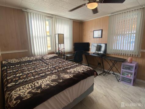 41 Elmwood Avenue Carteret NJ 07008
