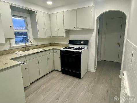41 Elmwood Avenue Carteret NJ 07008