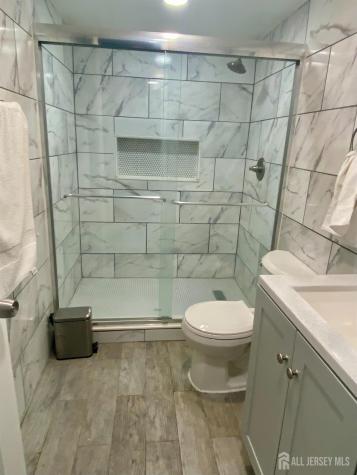 41 Elmwood Avenue Carteret NJ 07008