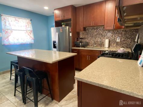 41 Elmwood Avenue Carteret NJ 07008