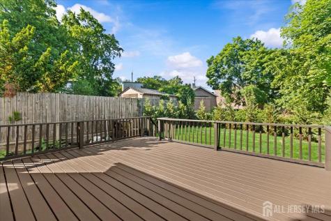 6 S 9th Avenue Highland Park NJ 08904