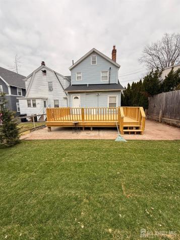 6 S 9th Avenue Highland Park NJ 08904