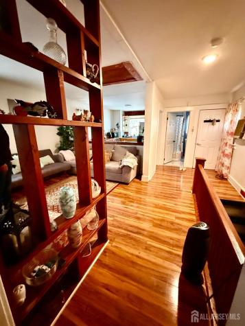 6 S 9th Avenue Highland Park NJ 08904