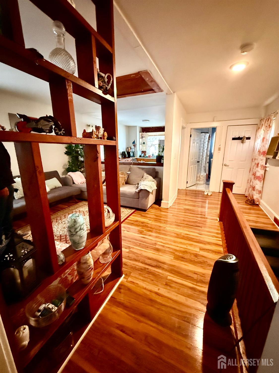 6 S 9th Avenue Highland Park NJ 08904