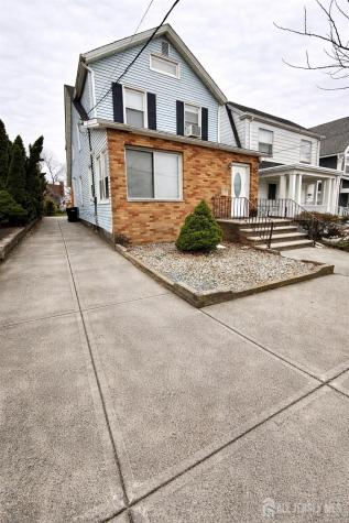 6 S 9th Avenue Highland Park NJ 08904