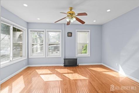 6 S 9th Avenue Highland Park NJ 08904