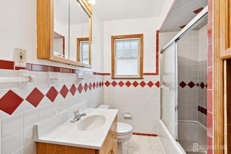 193 Hoffman Boulevard East Orange NJ 07017
