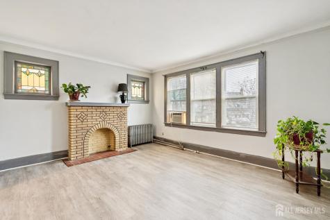 193 Hoffman Boulevard East Orange NJ 07017