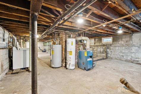 193 Hoffman Boulevard East Orange NJ 07017