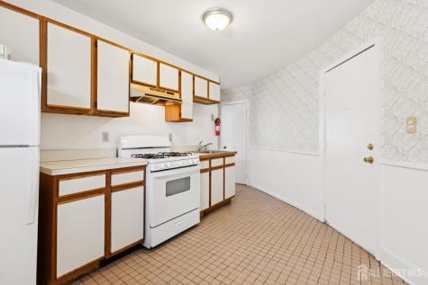 128 Whitehead Avenue South River NJ 08882