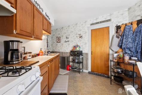 128 Whitehead Avenue South River NJ 08882